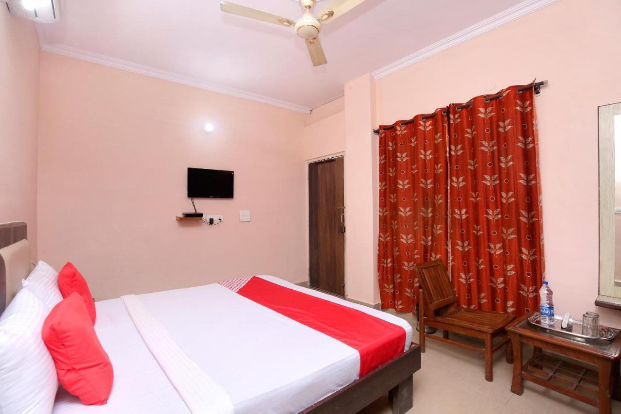 Oyo 24423 Hotel Royal Sohana ภายนอก รูปภาพ